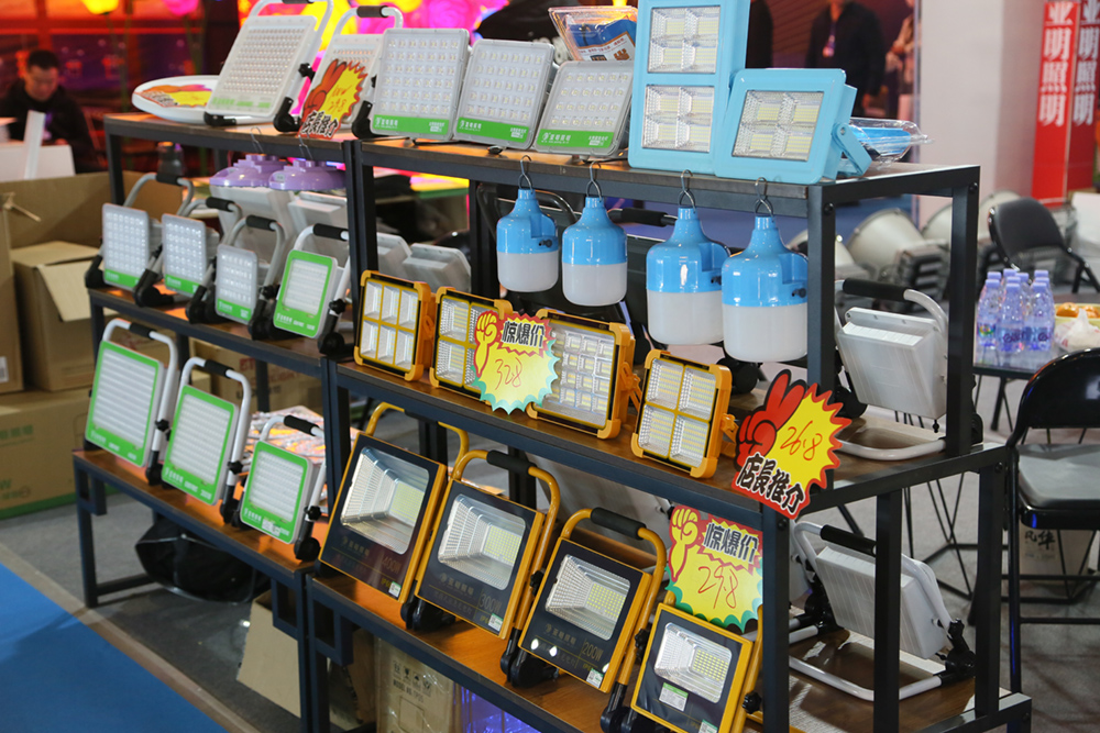 2023临沂照明展览会开展第二天，精彩继续！(图17)